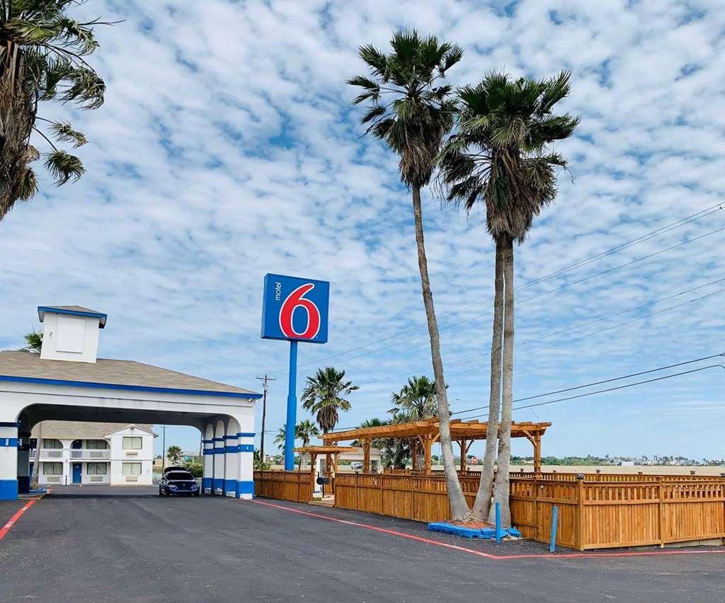 Motel 6 ポートランド エクステリア 写真