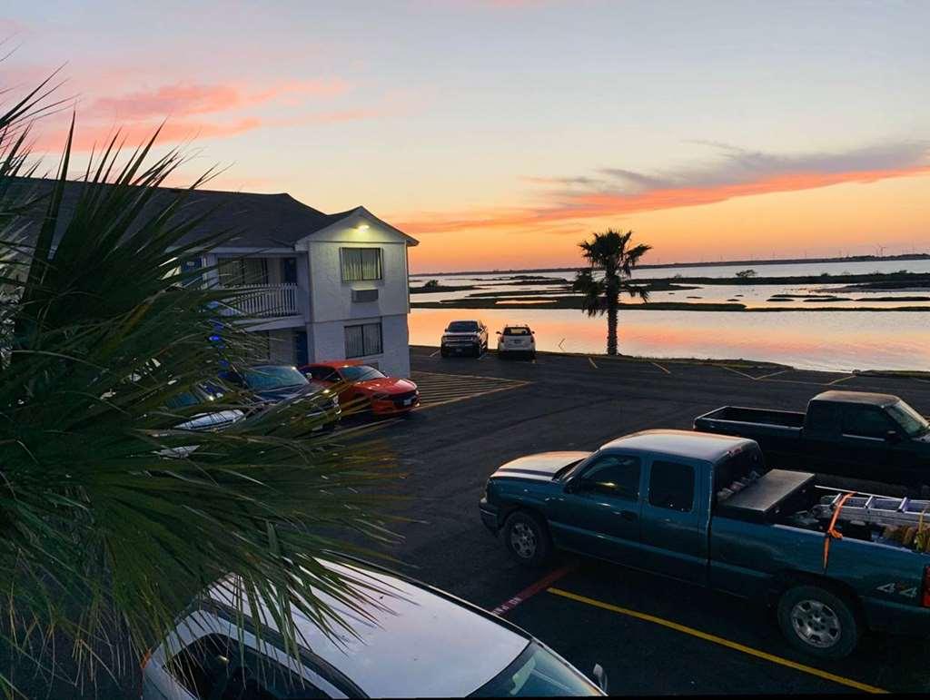 Motel 6 ポートランド エクステリア 写真